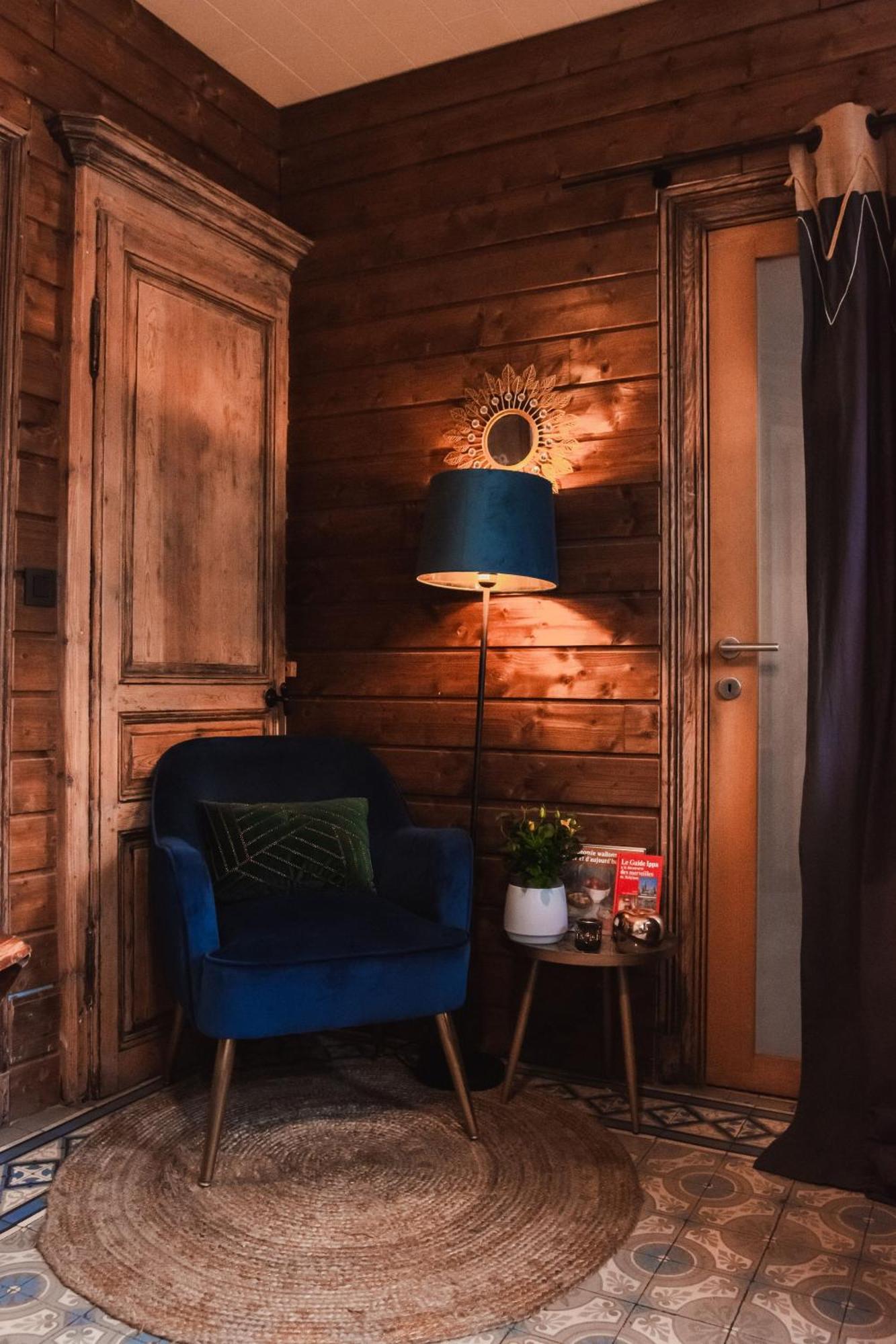 Maison D'Hote Les Notes Endormie Chambre Secrete Berzee Exterior foto